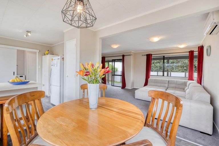 Photo of property in 42a Weld Street, Cambridge, 3434