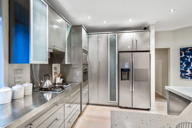 Photo of property in 1a Whitby Crescent, Mairangi Bay, Auckland, 0630