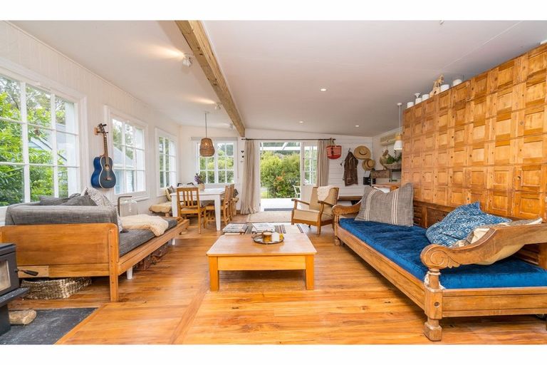 Photo of property in 92 Beach Road, Long Beach, Port Chalmers, 9081