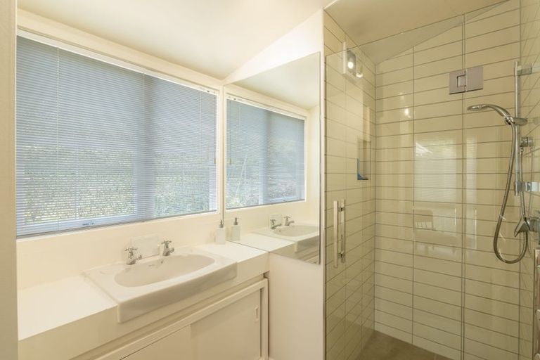 Photo of property in 166 Ilam Road, Ilam, Christchurch, 8041