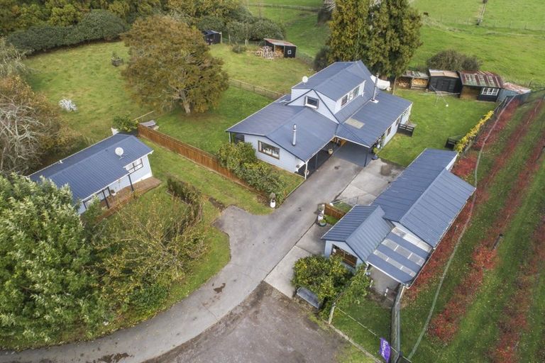 Photo of property in 221 Hamurana Road, Hamurana, Rotorua, 3097