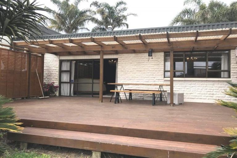 Photo of property in 145 Park Estate Road, Rosehill, Papakura, 2113