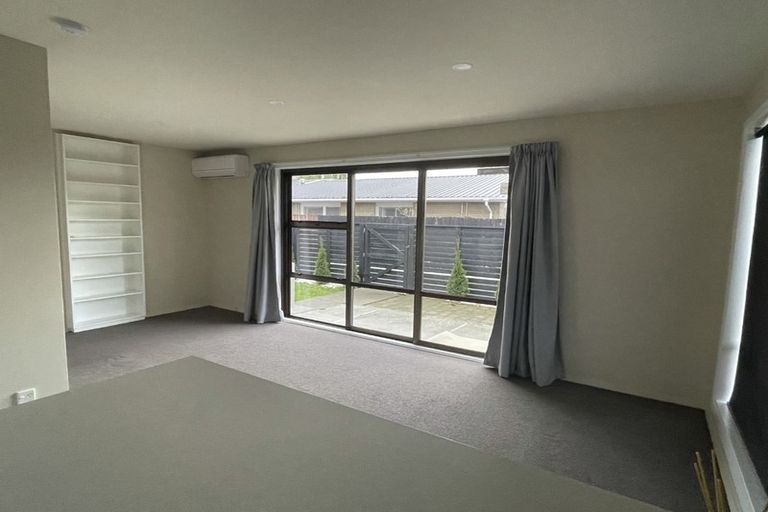 Photo of property in 1/78 Middlepark Road, Sockburn, Christchurch, 8042