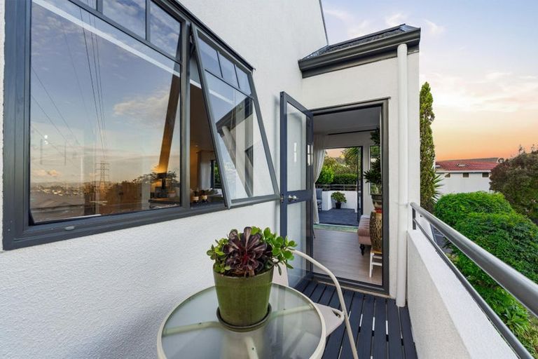 Photo of property in 56 Garton Drive, Massey, Auckland, 0614