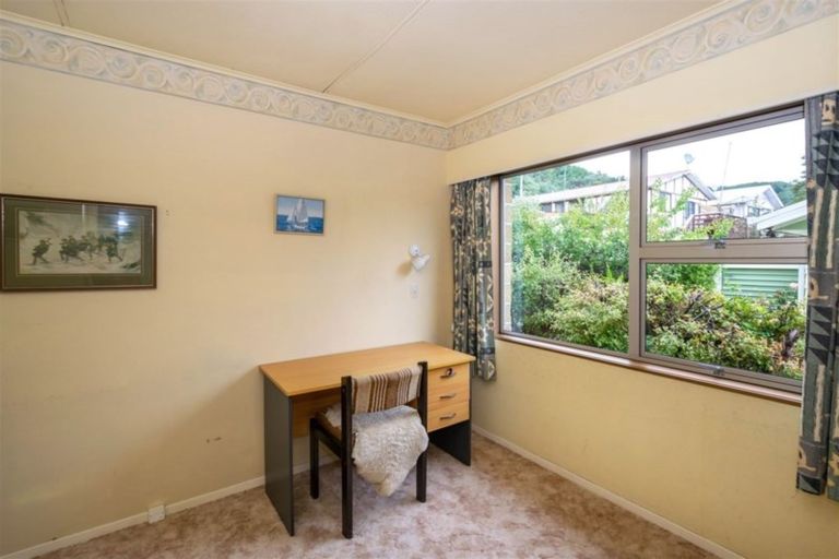 Photo of property in 50b Milton Terrace, Picton, 7220