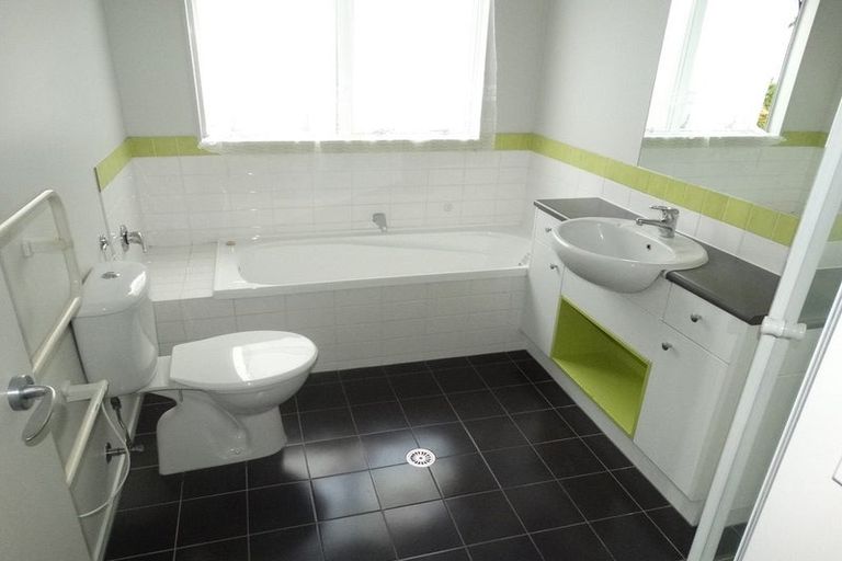 Photo of property in 10 Asics Drive, Favona, Auckland, 2024