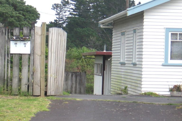 Photo of property in 2/68 Birkenhead Avenue, Birkenhead, Auckland, 0626
