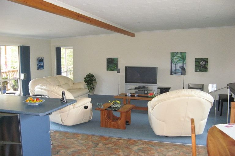 Photo of property in 10 Hihitahi Rise, Paihia, 0200