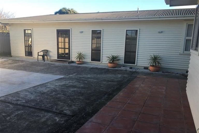 Photo of property in 117 Taradale Road, Onekawa, Napier, 4110