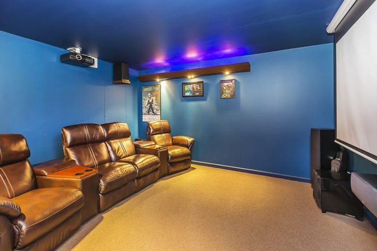 Photo of property in 1b Wadestown Road, Wadestown, Wellington, 6012