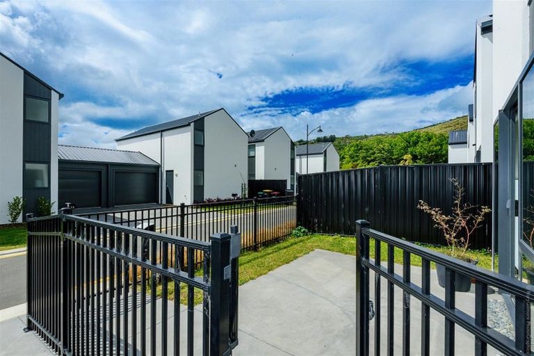 Photo of property in 16 Wheatsheaf Lane, Heathcote Valley, Christchurch, 8022
