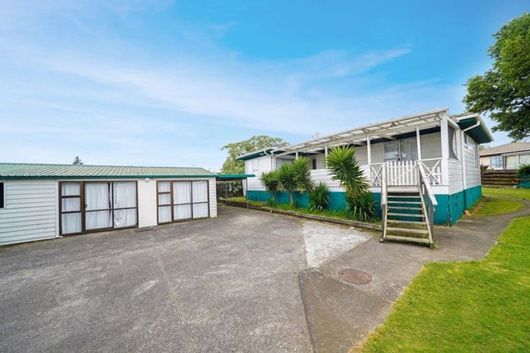 Photo of property in 20 Smedley Street, Manurewa, Auckland, 2102