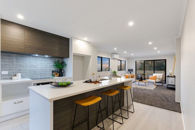 Photo of property in 130 Jamaica Drive, Grenada North, Wellington, 5028