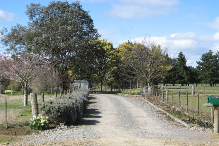 Photo of property in 4 Charlotte Street, Takapau, 4203