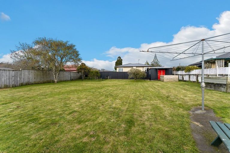 Photo of property in 17 Brookes Street, Inglewood, 4330