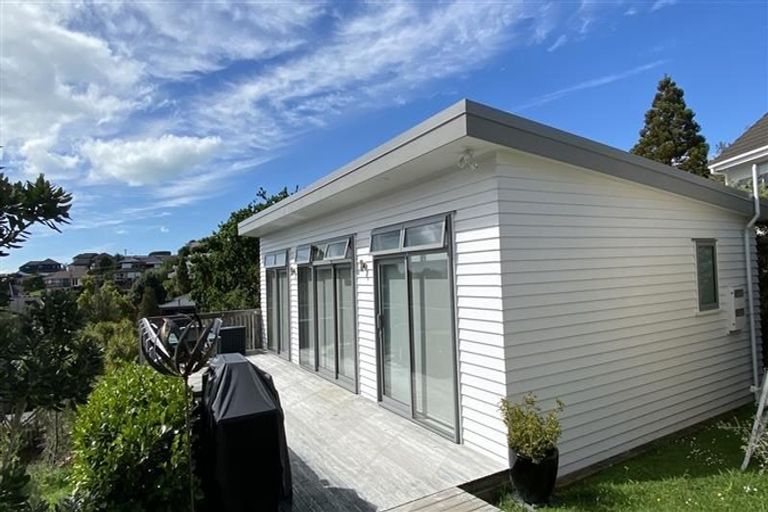 Photo of property in 87 Hebron Road, Waiake, Auckland, 0630