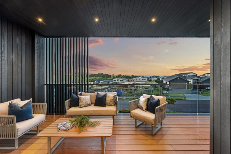 Photo of property in 4 Hapukupuku Avenue, Beachlands, Auckland, 2018