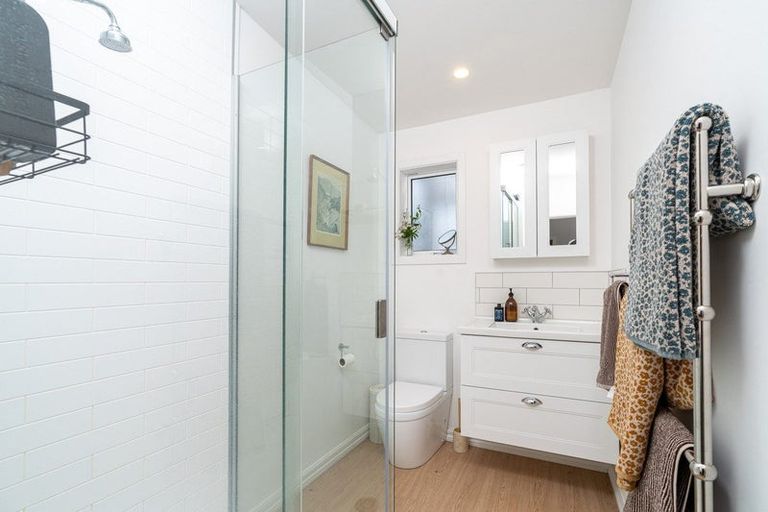 Photo of property in 15 Duppa Street, Berhampore, Wellington, 6023
