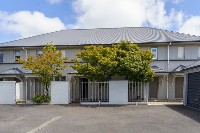 Photo of property in 7/53 Champion Street, Edgeware, Christchurch, 8013