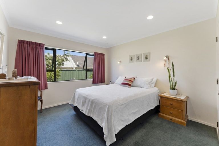 Photo of property in 79 Barrett Street, Westown, New Plymouth, 4310