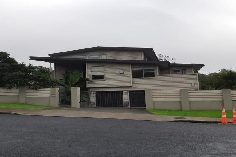 Photo of property in 8c Castleton Drive, Howick, Auckland, 2014