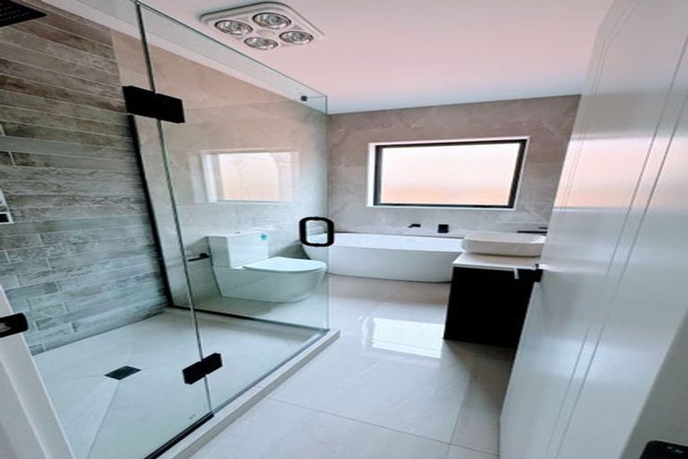 Photo of property in 31 Bremner Ridge Street, Flat Bush, Auckland, 2019