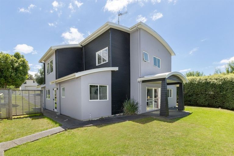 Photo of property in 6 Veda Place, Pyes Pa, Tauranga, 3112