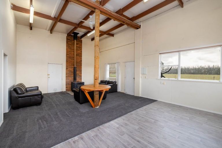 Photo of property in 1465 South Eyre Road, Swannanoa, 7476