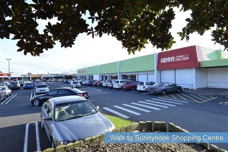 Photo of property in 27 Tonkin Drive, Sunnynook, Auckland, 0620