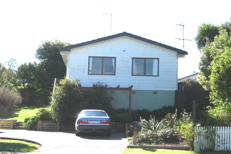 Photo of property in 58 Marendellas Drive, Bucklands Beach, Auckland, 2014