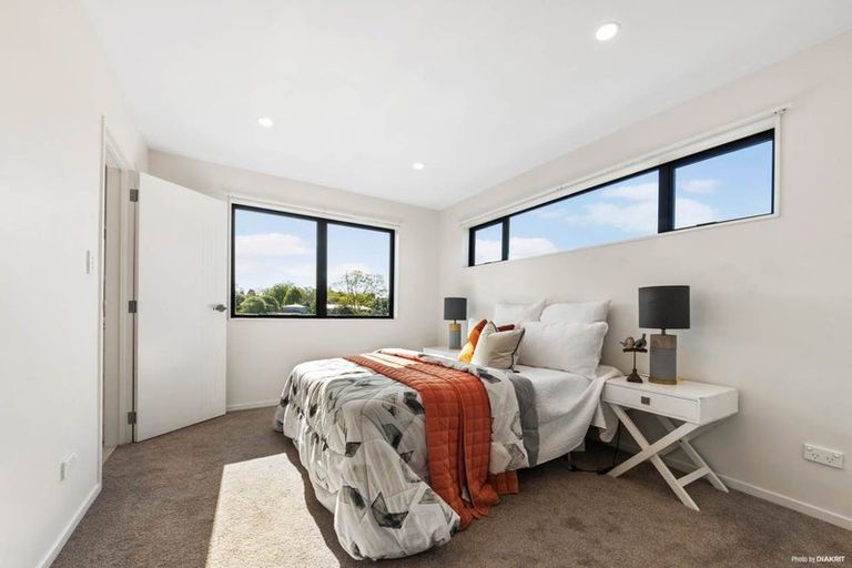 Photo of property in 18a Dana Place, Somerville, Auckland, 2014