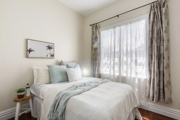 Photo of property in 99 Darlington Road, Miramar, Wellington, 6022