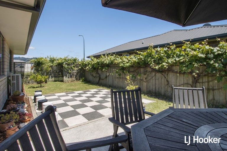 Photo of property in 32 Reel Road, Athenree, Waihi Beach, 3611