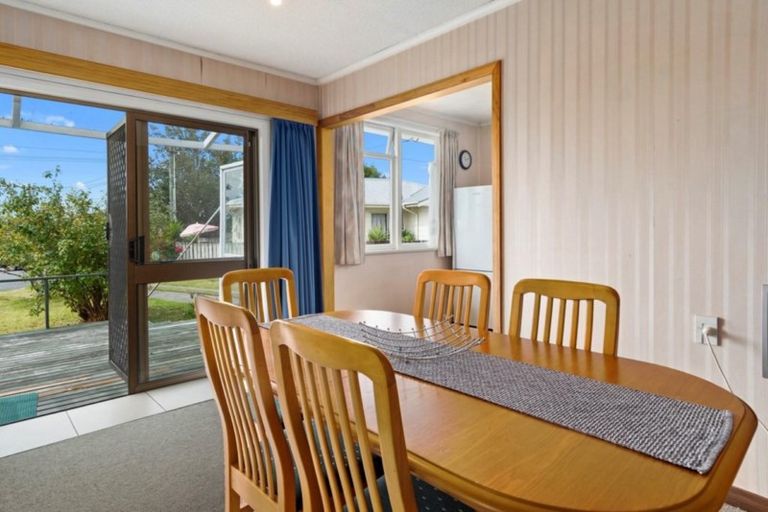 Photo of property in 9 Somerset Grove, Parkvale, Tauranga, 3112