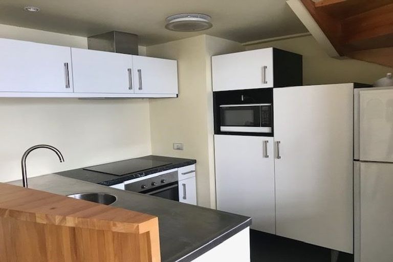 Photo of property in St Pauls Apartments, 24/43 Mulgrave Street, Thorndon, Wellington, 6011