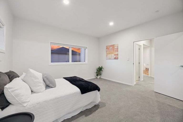 Photo of property in 352 East Coast Road, Sunnynook, Auckland, 0630