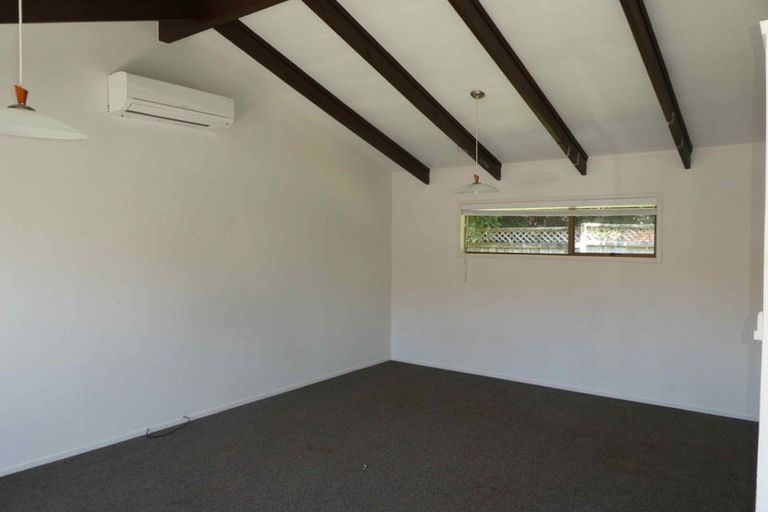Photo of property in 206 Royal Road, Massey, Auckland, 0614