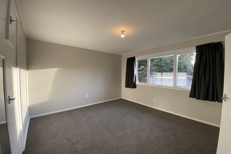 Photo of property in 6 Mangaroa Hill Road, Clouston Park, Upper Hutt, 5018