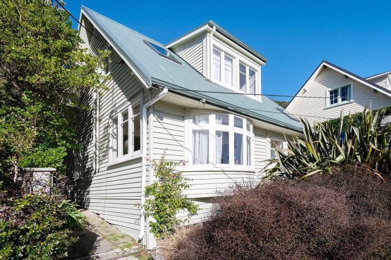 Photo of property in 20 Jackson Street, Island Bay, Wellington, 6023