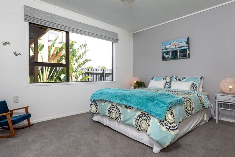 Photo of property in 142 Captain Cook Road, Cooks Beach, Whitianga, 3591