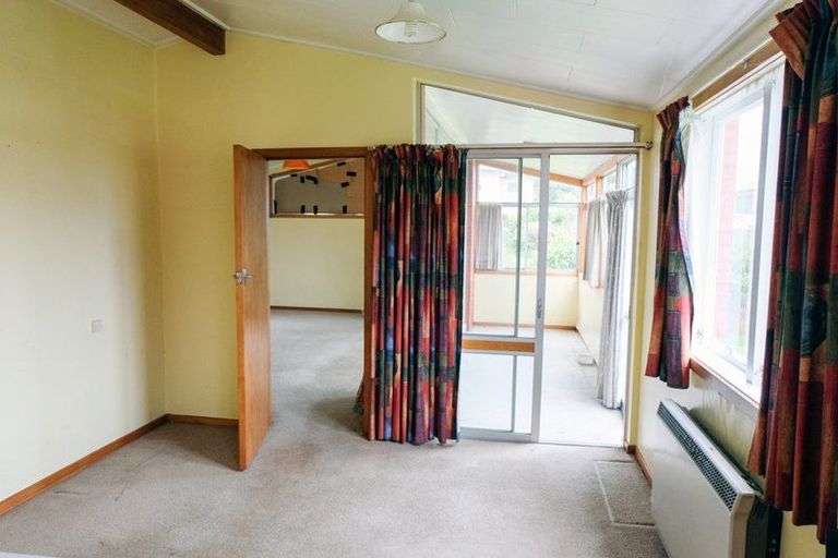 Photo of property in 5 Stuart Street, Holmes Hill, Oamaru, 9401