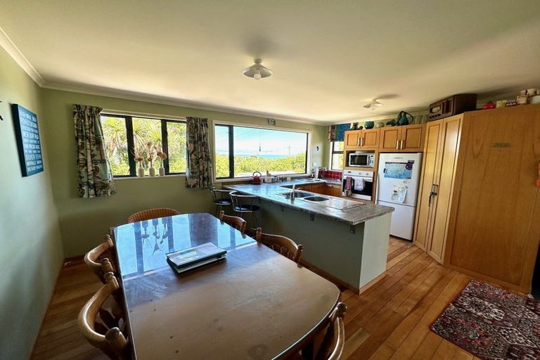 Photo of property in 30 Tarata Street, Kaka Point, Balclutha, 9271