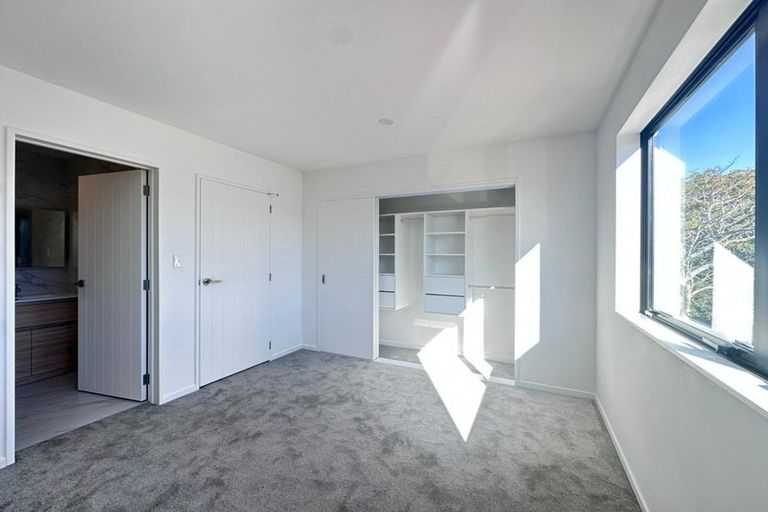 Photo of property in 2/103 Botany Road, Botany Downs, Auckland, 2010