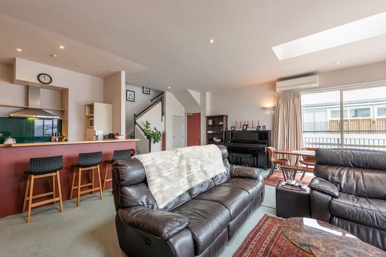 Photo of property in De Vere Apartments, 1/23 Tennyson Street, Te Aro, Wellington, 6011
