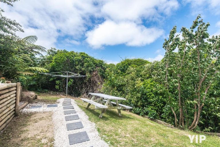 Photo of property in 15b Lenox Grove, Johnsonville, Wellington, 6037