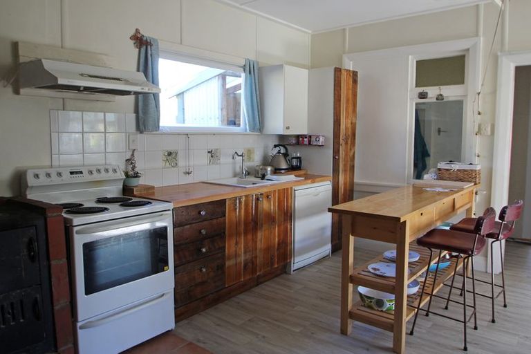 Photo of property in 5 Peaks Road, Windsor, Oamaru, 9491