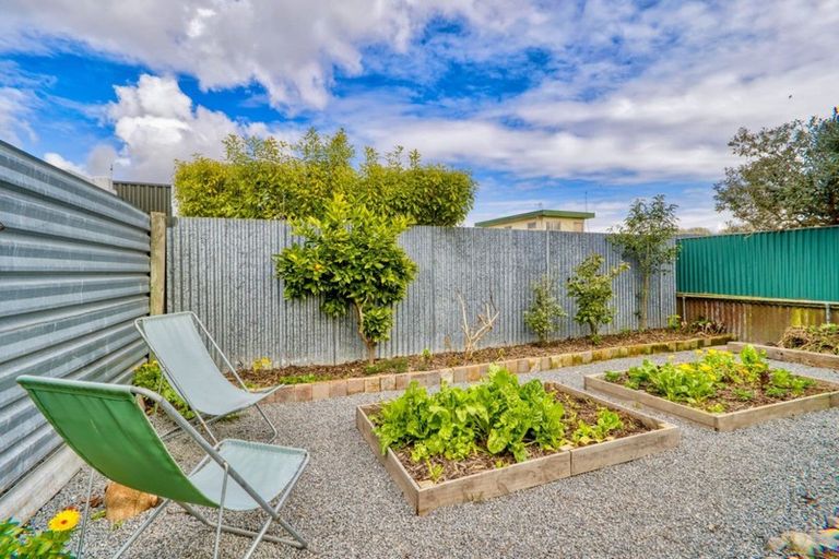 Photo of property in 815 Dufferin Street, Akina, Hastings, 4122