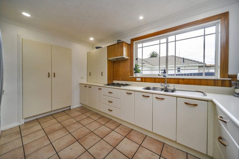 Photo of property in 57 Guy Avenue, Takaro, Palmerston North, 4410