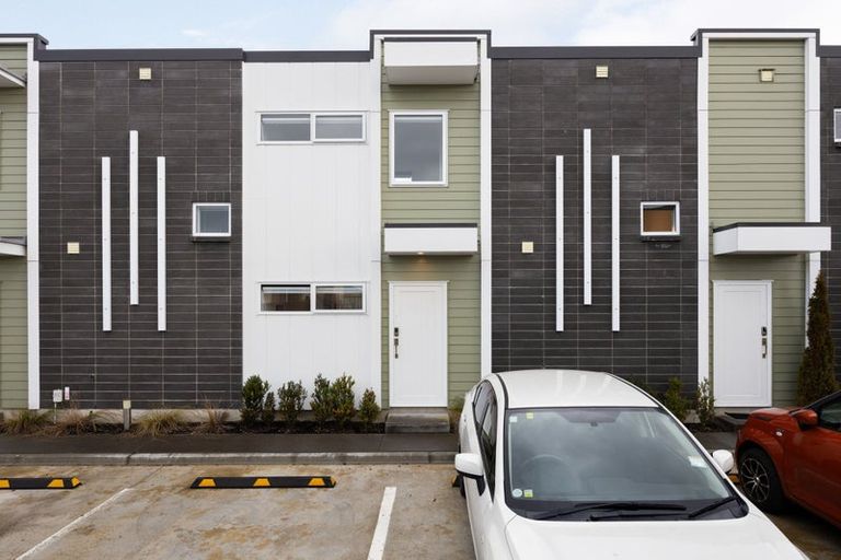 Photo of property in 5/10 Burrows Place, Frankton, Hamilton, 3204