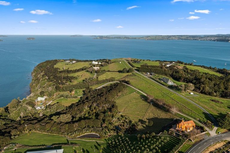 Photo of property in 220 Whitmore Road, Tawharanui Peninsula, Warkworth, 0986